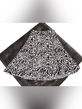 By Jessica Zebra Print Midi Skirt Size M 10 Black White Side Zip Lined